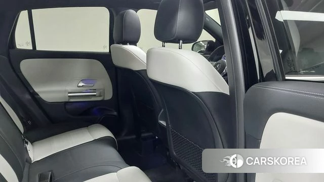 Mercedes-Benz GLA - Class H247 id 3828122 из Кореи 17