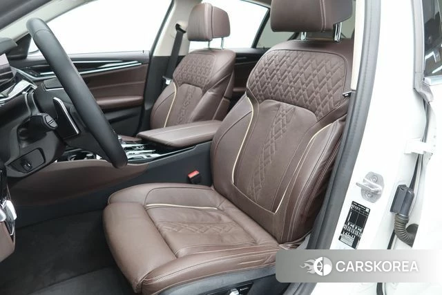 BMW 5 Series (G30) id 4535156 из Кореи 20