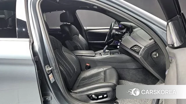 BMW 5 Series (G30) id 3464701 из Кореи 20