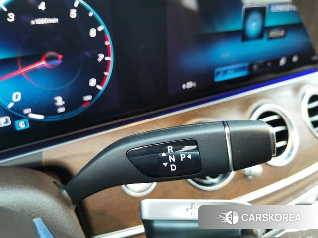 Mercedes-Benz E-class id 4290580 из Китая 25