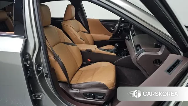 Lexus ES300h 7th generation id 3012353 из Кореи 20