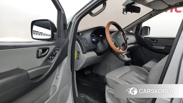 Hyundai The New Grand Starex id 3055716 из Кореи 20