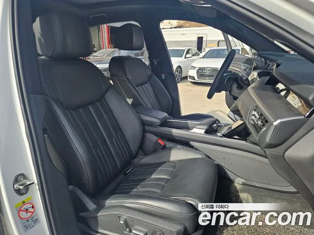 Audi e-Tron id 2507023 из Кореи 20