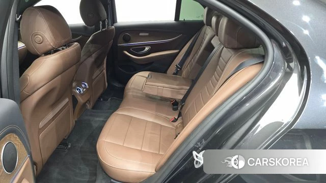 Mercedes-Benz E-Class W213 id 4482165 из Кореи 33
