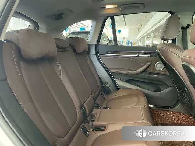 BMW X1 id 4235437 из Китая 13