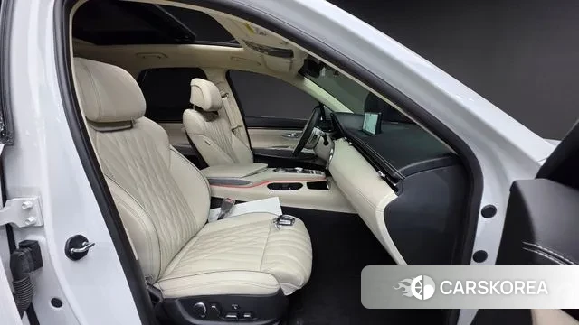 Genesis GV70 id 3196040 из Кореи 20