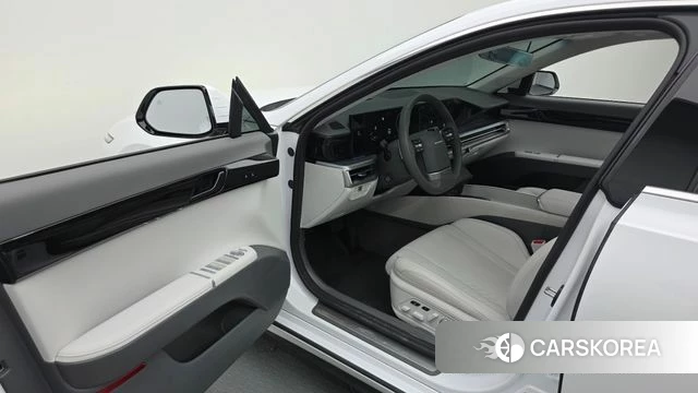 Hyundai Grandeur (GN7) id 4194399 из Кореи 20