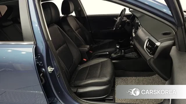 Kia Stonic id 3489624 из Кореи 20