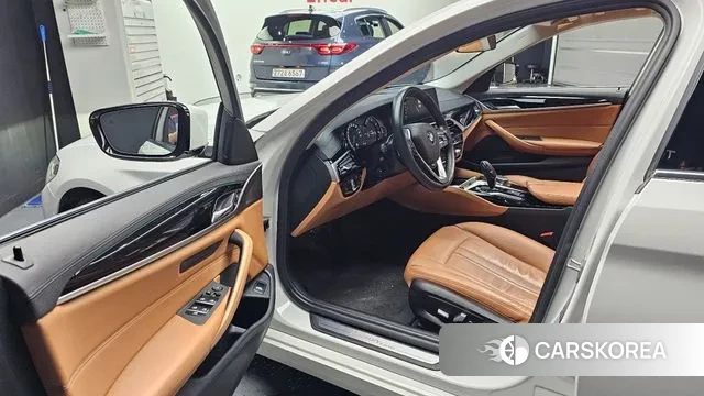 BMW 5 Series (G30) id 3034383 из Кореи 20