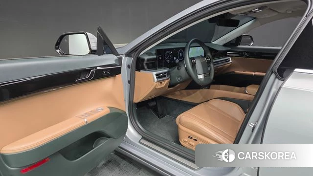 Hyundai Grandeur (GN7) id 4201054 из Кореи 32