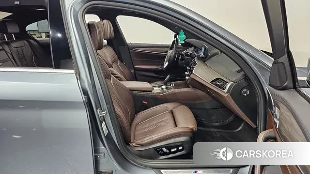 BMW 5 Series (G30) id 3578836 из Кореи 20