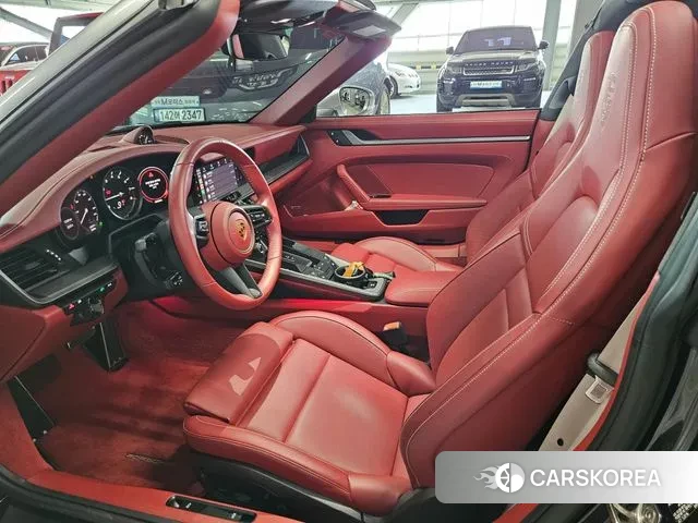 Porsche 911(992) id 2959619 из Кореи 20