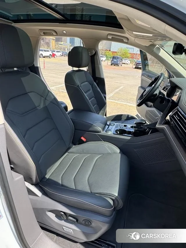 Volkswagen Touareg 3rd generation id 3041276 из Кореи 15