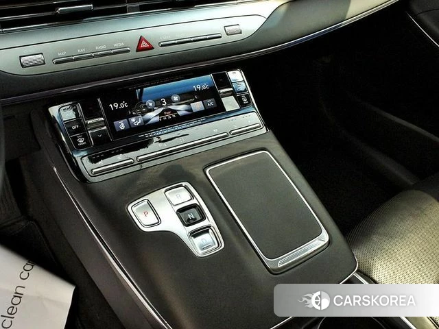 Hyundai The New Grandeur IG id 3800925 из Кореи 20