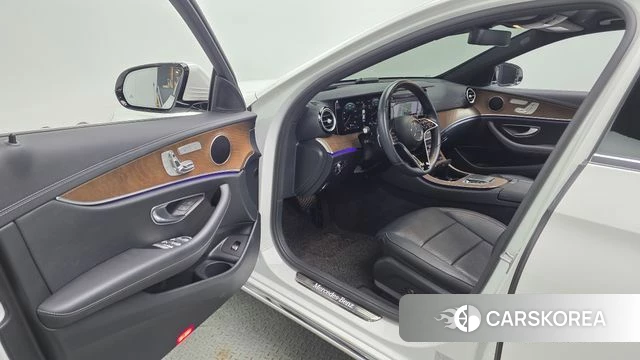 Mercedes-Benz E-Class W213 id 4316031 из Кореи 34