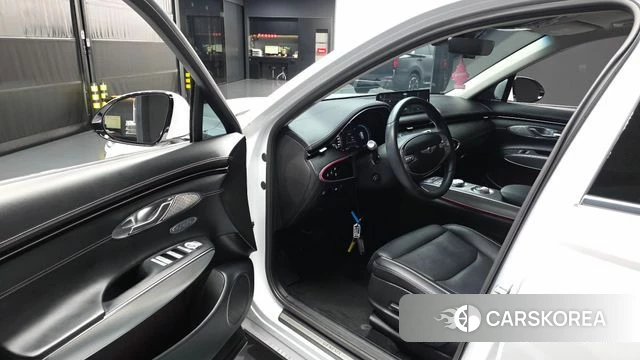 Genesis GV70 id 4202751 из Кореи 31