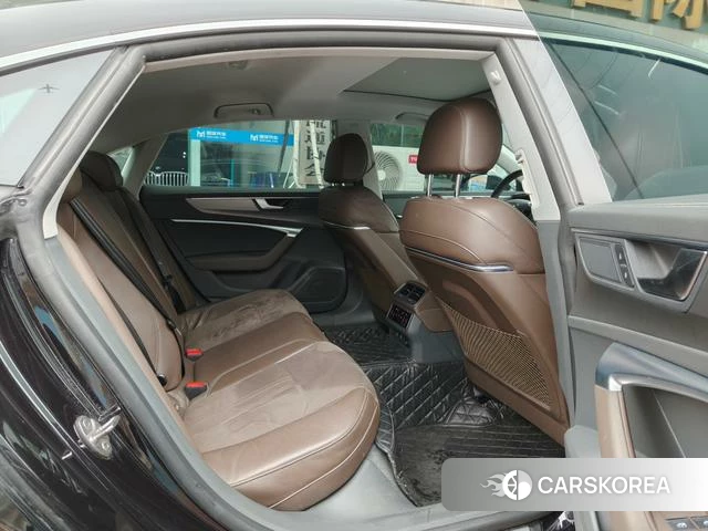 Audi A7L id 4259094 из Китая 19