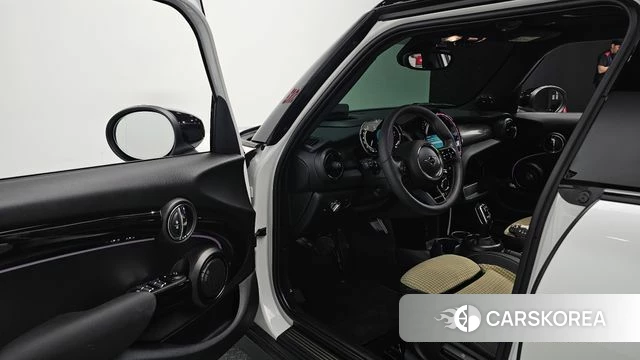 Mini Cooper S id 4720354 из Кореи 33