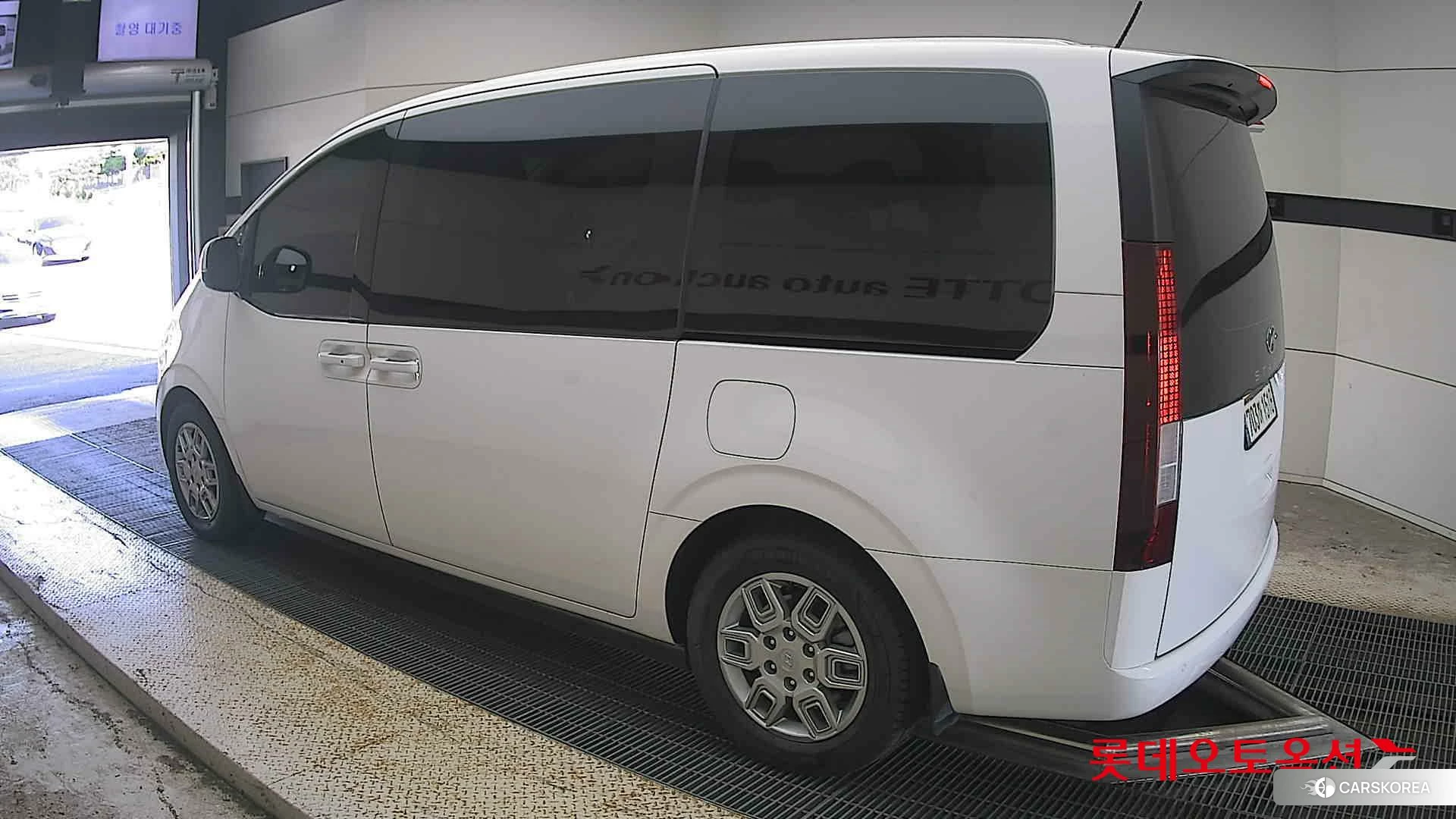 Hyundai Staria id 4902539 из Кореи 37