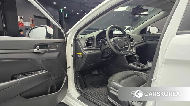 Hyundai Avante AD id 4384829 из Кореи 30