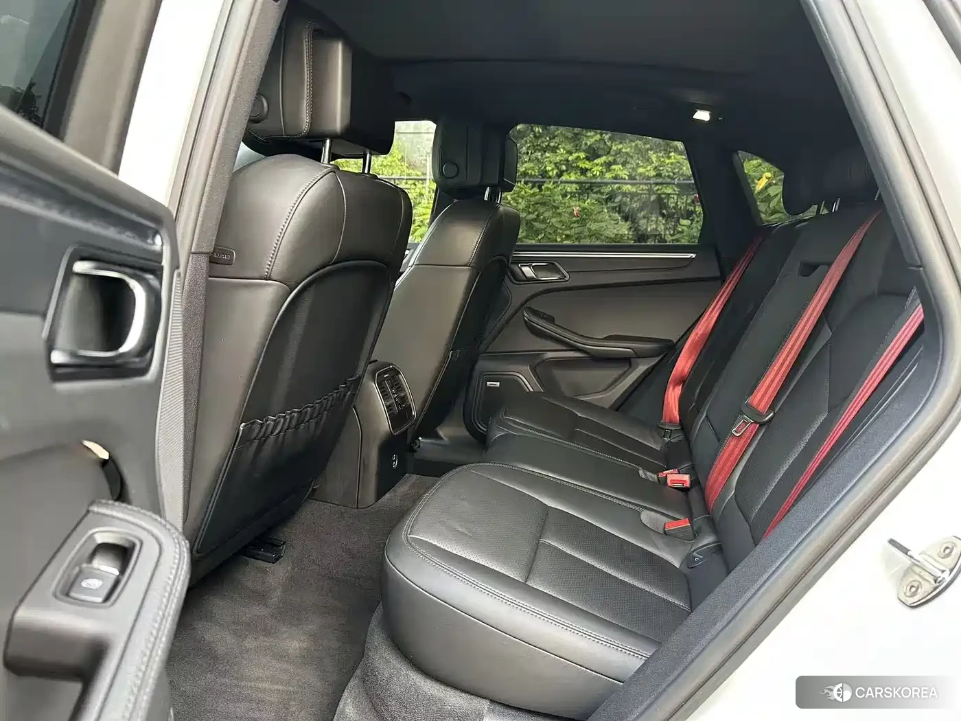 Porsche Macan id 4515578 из Китая 14