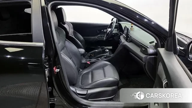 Hyundai Veloster (JS) id 3176675 из Кореи 20