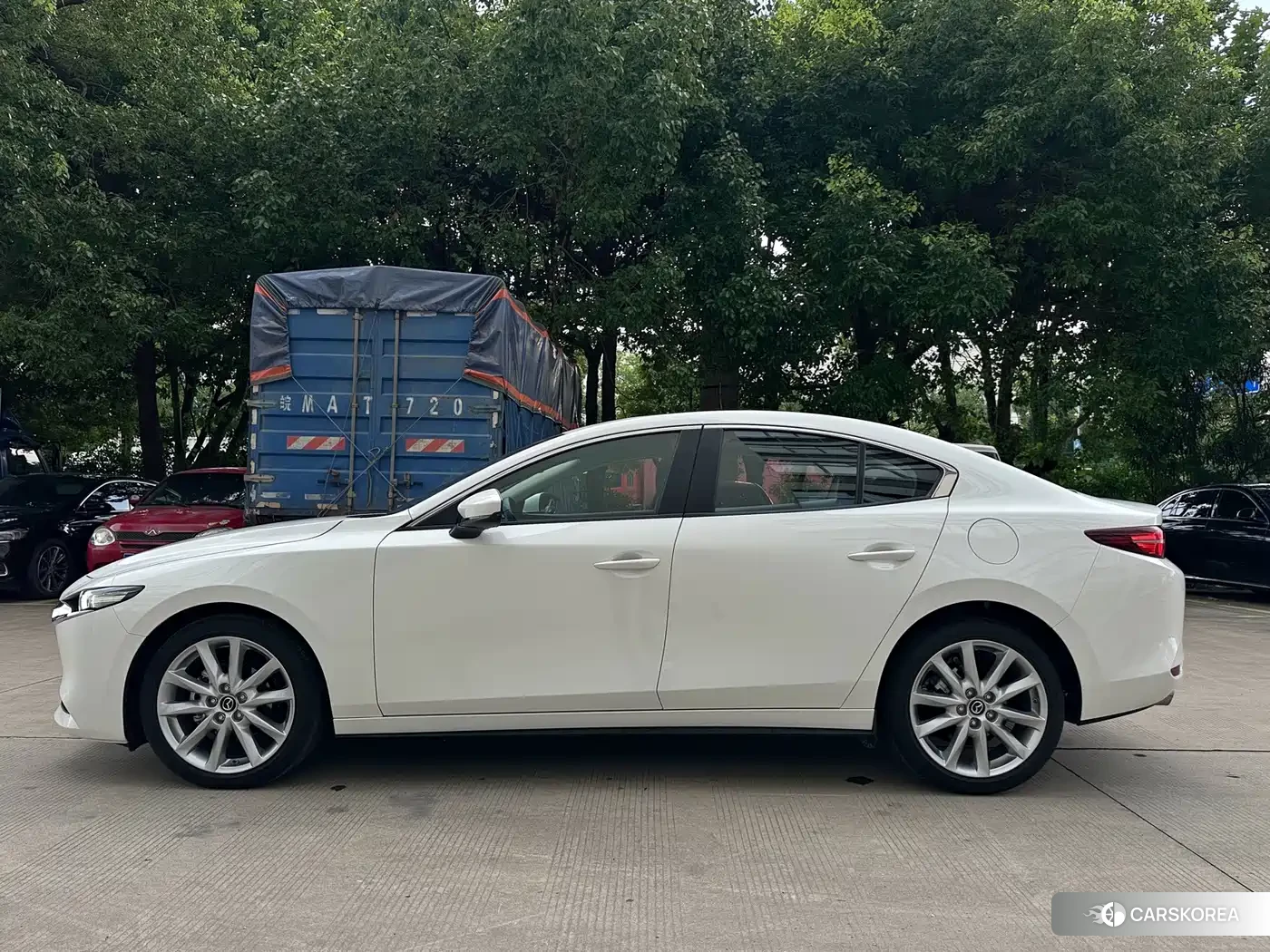 Mazda 3 id 4622294 из Китая 15