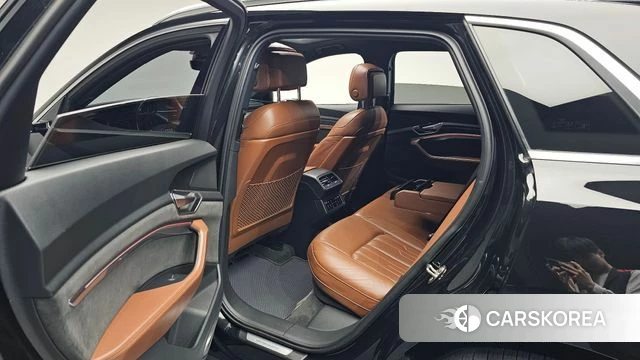 Audi e-Tron id 4244653 из Кореи 32