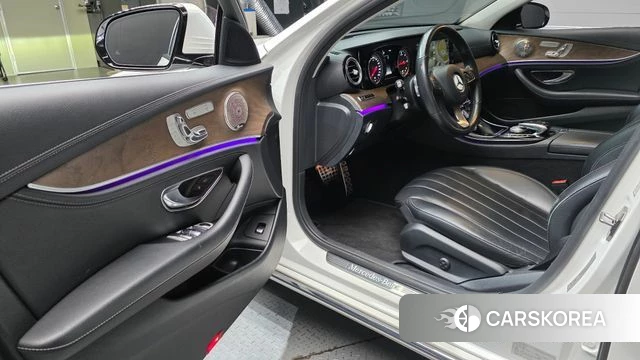 Mercedes-Benz E-Class W213 id 4900912 из Кореи 20