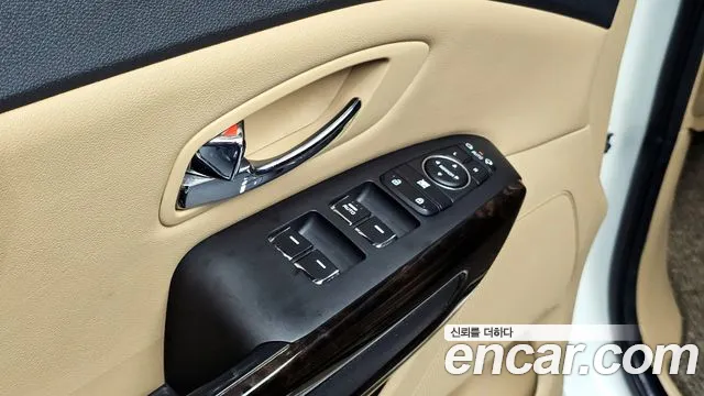 Kia The New Carnival id 2675625 из Кореи 20