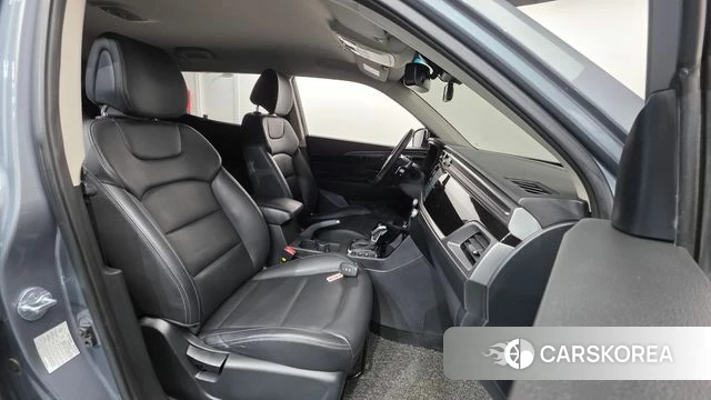 Ssangyong Beautiful Korando id 4610247 из Кореи 20