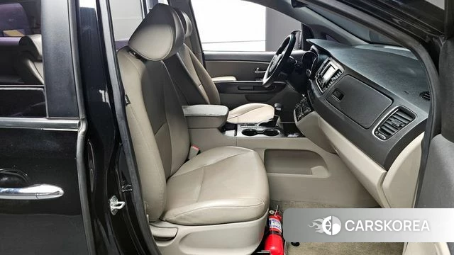 Kia The New Carnival id 3966118 из Кореи 20