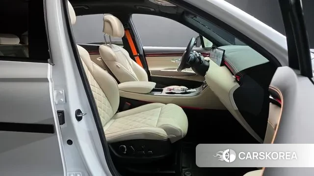 Genesis GV70 id 3585471 из Кореи 20