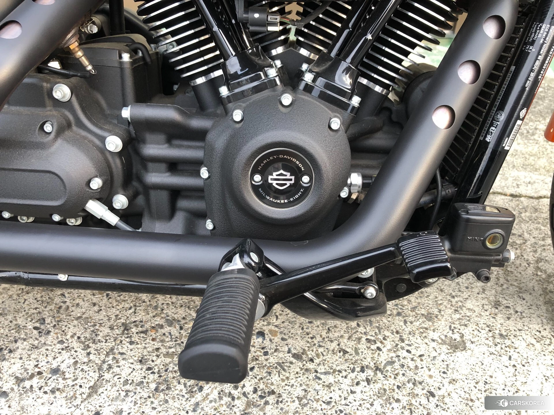 Harley-Davidson Softail Street Bob FXBBS1870 id 4238006 из Японии 11