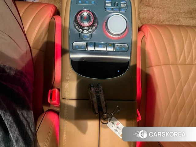 Genesis G90 (RS4) id 4834784 из Кореи 20