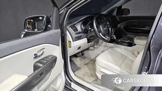 Kia The New Carnival id 3530619 из Кореи 20