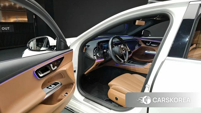 Mercedes-Benz E-Class W214 id 4354238 из Кореи 31