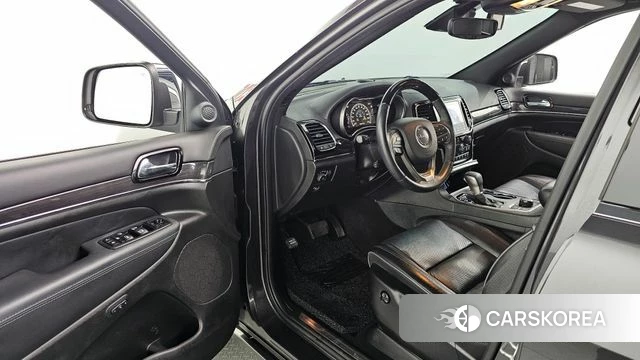 Jeep Grand Cherokee id 4294726 из Кореи 20