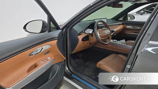 Genesis GV70 id 3585926 из Кореи 20