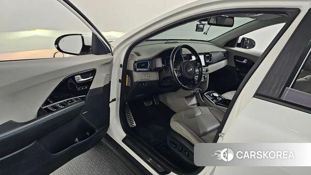Kia Niro EV id 4339658 из Кореи 37