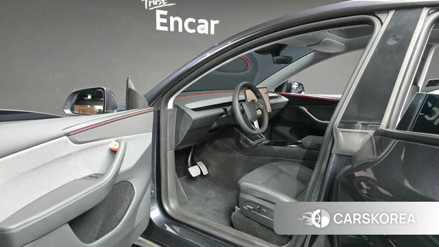Tesla Model Y id 4791881 из Кореи 32