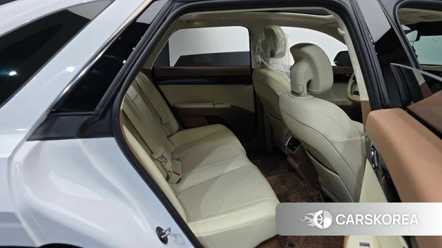 Hyundai Grandeur Hybrid (GN7) id 4687126 из Кореи 36