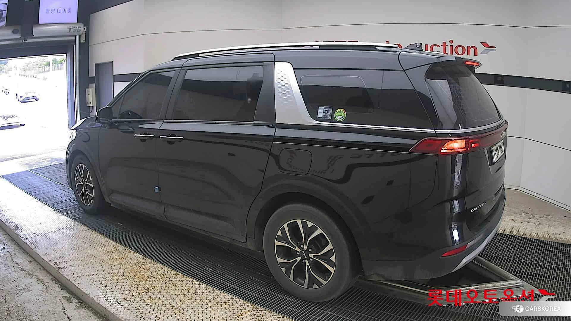 Kia Carnival id 4498434 из Кореи 38