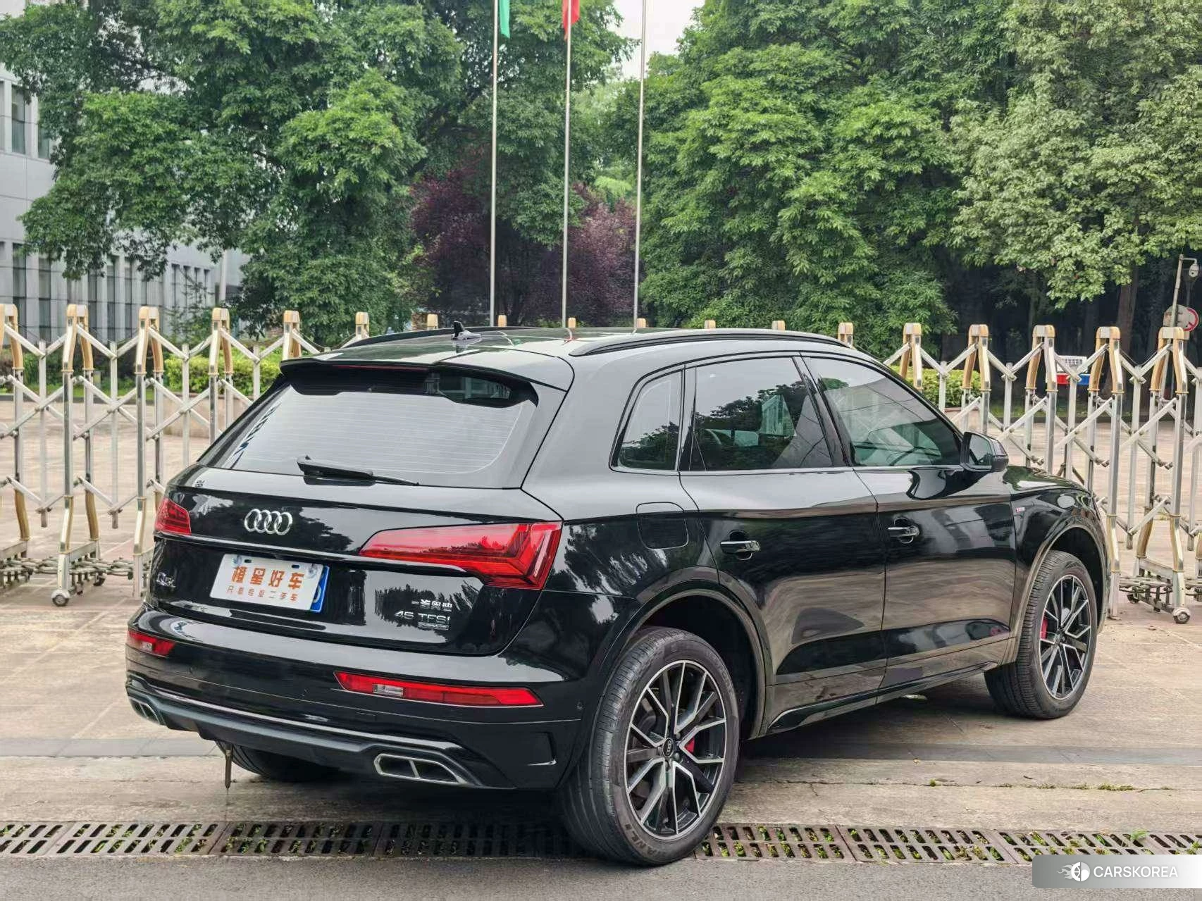 Audi Q5L id 4461751 из Китая 14