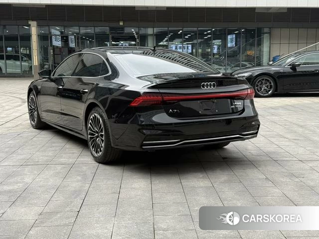 Audi A7L id 4216279 из Китая 12