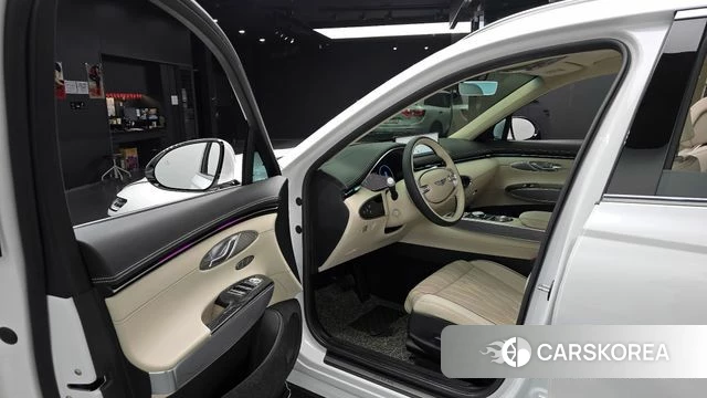 Genesis GV70 id 4186674 из Кореи 32