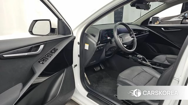 Kia Di Ol Nu Niro id 4656840 из Кореи 33