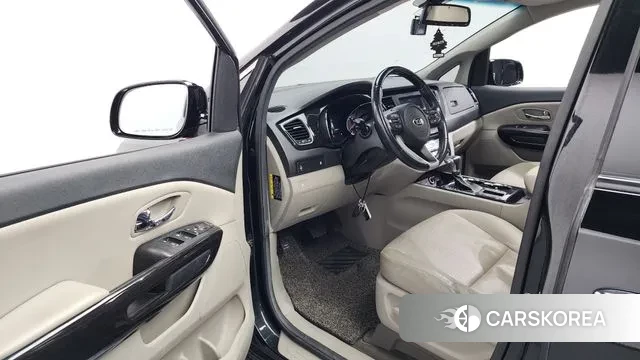 Kia The New Carnival id 3599140 из Кореи 20