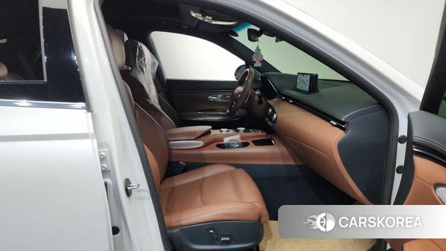 Genesis GV70 id 3904155 из Кореи 19