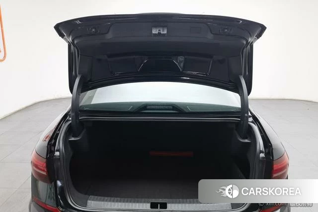 Volkswagen Passat id 4210330 из Китая 23